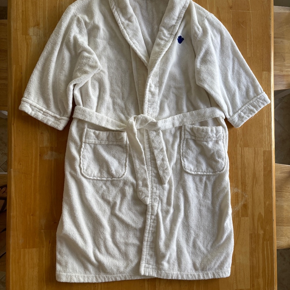 White Terrycloth Robe - Picture 3 of 3